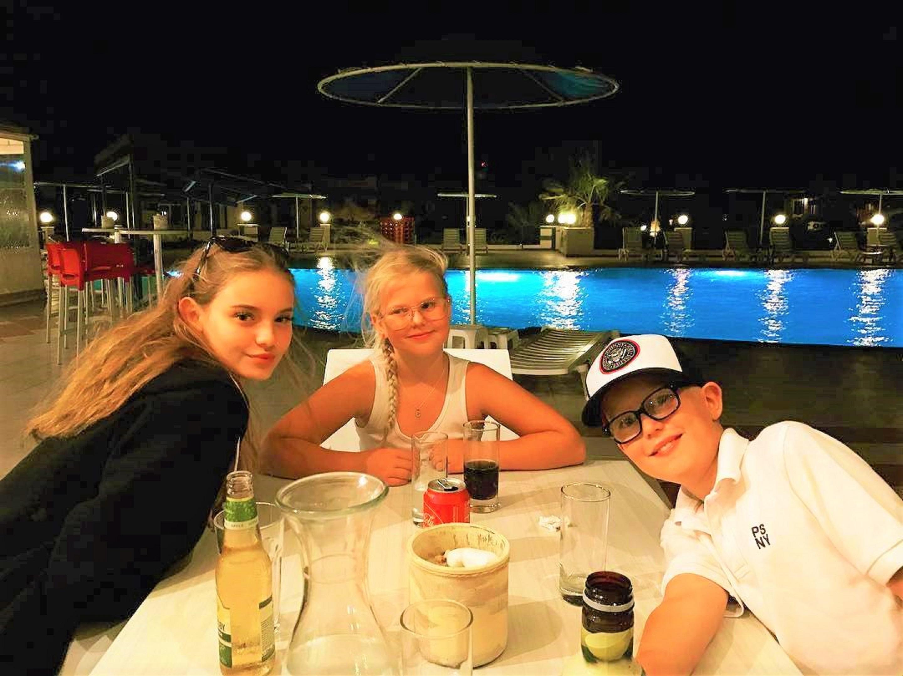 Zorbas Beach Village Hotel Stavrós Exterior foto